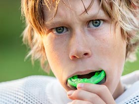  réadaptation des blessures -  protège-dents - Rugby - intr02